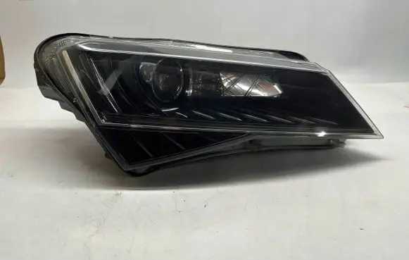 Skoda Superb B5 (3U) Headlight/headlamp 3V1941016B