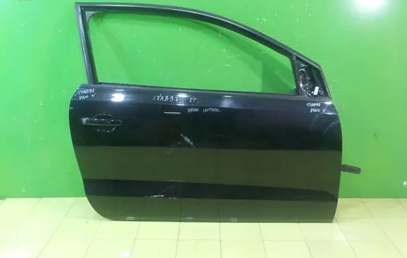 Volkswagen Polo V 6R Front door PRZOD PRAWE