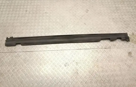 Volvo XC40 Sill 31448223