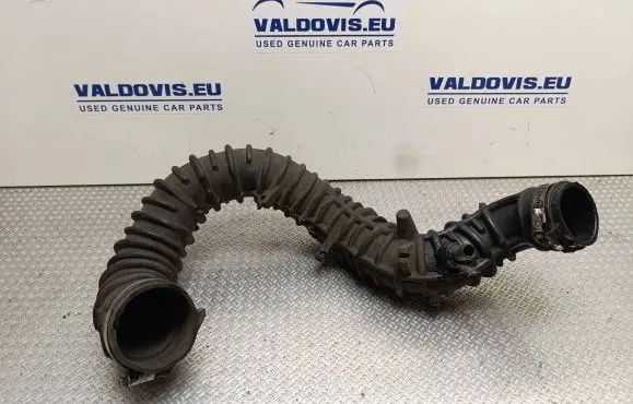Opel Vivaro Intercooler hose/pipe 93858731 8200607746