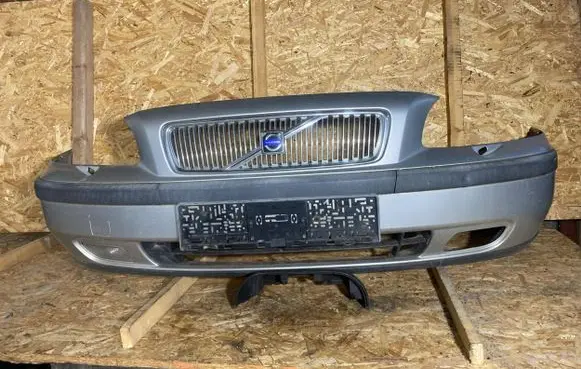 Volvo V70 Front bumper 09484239 14562 09190305