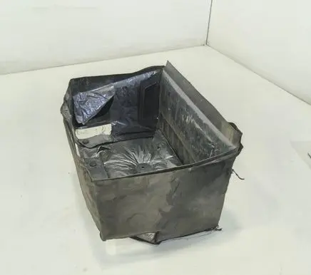 Volkswagen Golf VII Battery box tray 