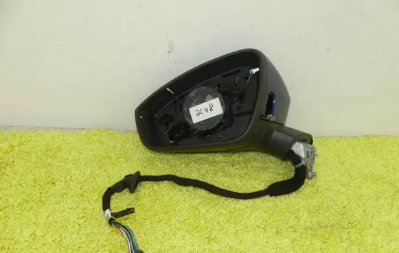 Volkswagen Tiguan Front door electric wing mirror 571857501
