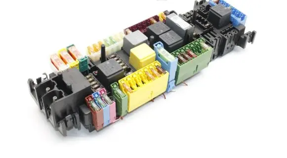 Mercedes-Benz B W246 W242 Fuse module A2469067200