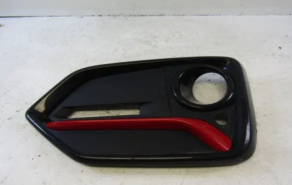 Honda Civic X Front fog light trim/grill 71103TGG