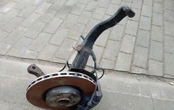 Alfa Romeo 156 Front wheel hub spindle knuckle
