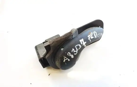 Fiat Doblo Front door interior handle t044