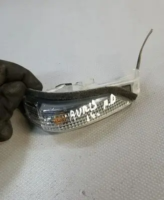 Toyota Auris E180 Mirror indicator light 20496252
