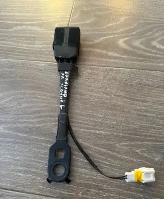 Opel Grandland X Front seatbelt buckle 9809502477