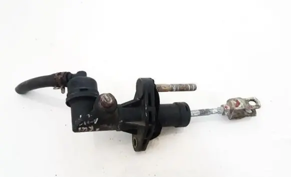 KIA Clarus Clutch master cylinder
