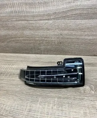 Mercedes-Benz ML W166 Mirror indicator light A1668200221