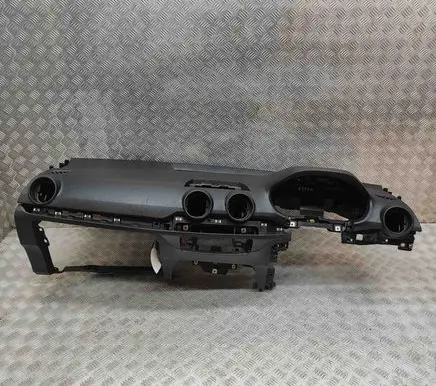 Audi Q2 - Dashboard 81C857033