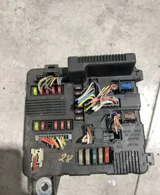 Renault Megane II Fuse module 8200306032C S118399200F