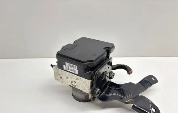 KIA Ceed ABS Pump 6158945200 FE23262888 4ZLC804243
