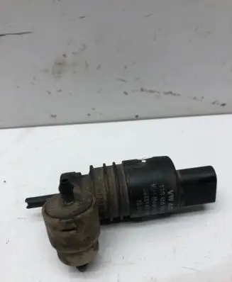 Volkswagen Golf V Windscreen/windshield washer pump 1T0955651A 3028143