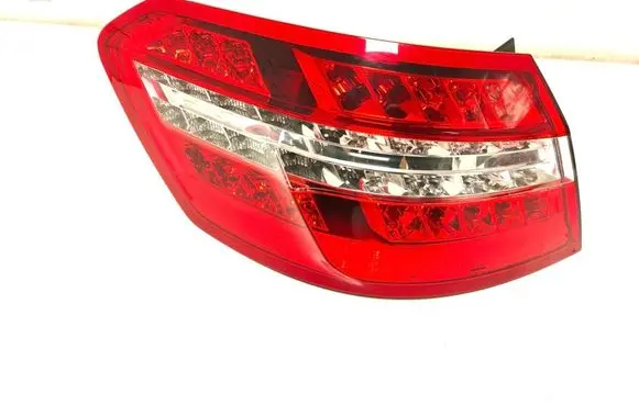 Mercedes-Benz E W212 Rear/tail lights A2129060558