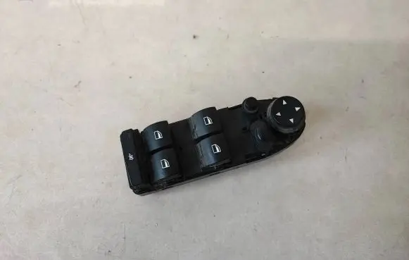 BMW X5 E70 Electric window control switch 9218044