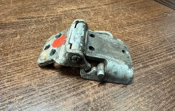 Fiat Ducato Rear door upper hinge 