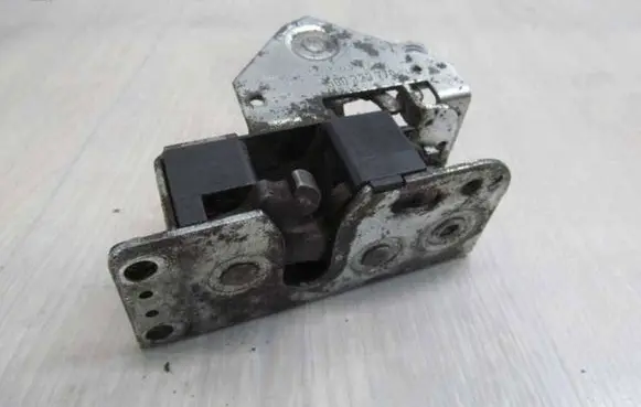 Iveco Daily 4th gen Rear door lock 500329770 18742