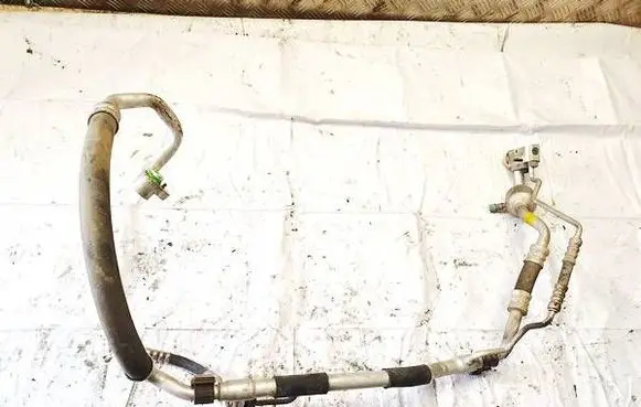 KIA Ceed Air conditioning (A/C) pipe/hose