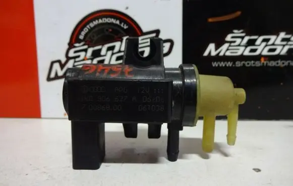 Volkswagen Touran I Valve vacuum 1K0906627A