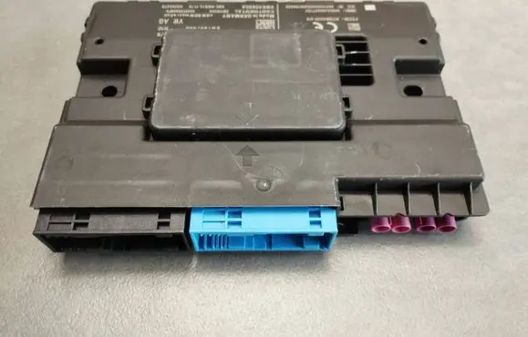 Audi A4 S4 B9 Gateway control module 8W7907468 5WK50600A