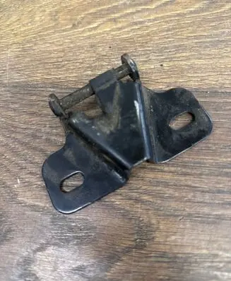 Renault Master III Loading door upper hinge X0933341