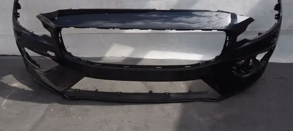 Volvo V60 Front bumper 31690589