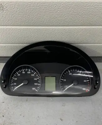 Mercedes-Benz Sprinter W906 Speedometer (instrument cluster) A9069002200 A9065422711