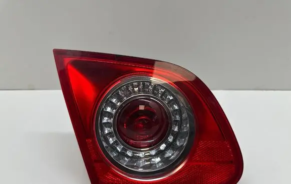 Volkswagen PASSAT B6 Rear/tail lights 3C5945093E