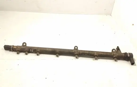 Mercedes-Benz E W211 Fuel main line pipe A6130700195 0445216007 000842L2