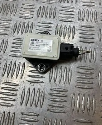 Audi A4 S4 B7 8E 8H ESP acceleration yaw rate sensor 8E0907637B