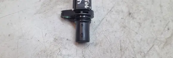 Mitsubishi Eclipse Cross Camshaft speed sensor MR985041