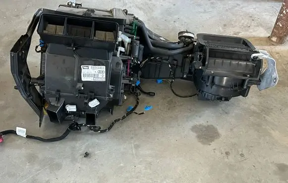 Audi A4 S4 B6 8E 8H Interior heater climate box assembly 8e1820005j