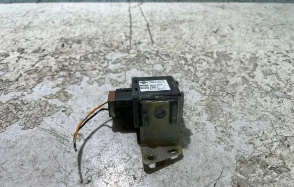 Nissan Pathfinder R51 Immobilizer control unit/module 285912F000 64423 5WK48647B