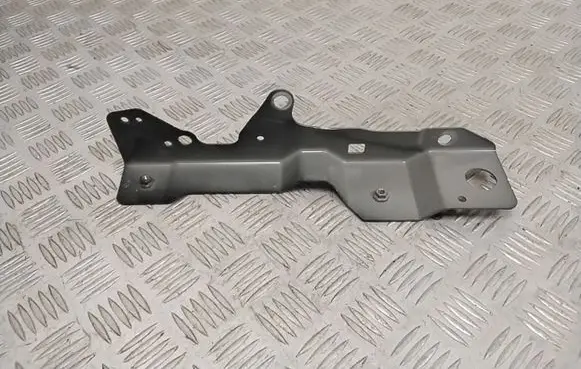 Volvo XC40 Fender mounting bracket 32277537