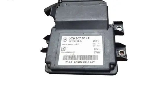 Volkswagen PASSAT B6 Hand brake control module 3C8907801E 17767601A