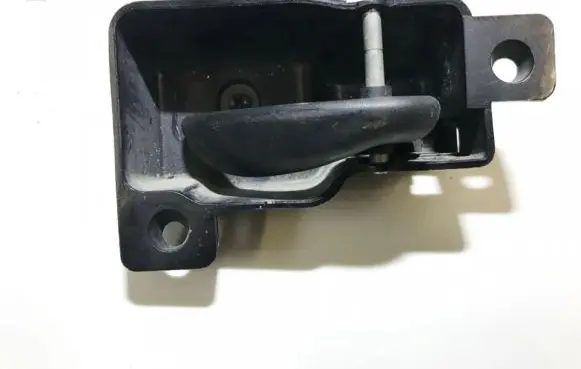 Ford Escort Front door interior handle 95aga22600ab 95ag-a22600-ab
