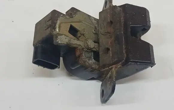 KIA Ceed Tailgate/trunk/boot lock/catch/latch