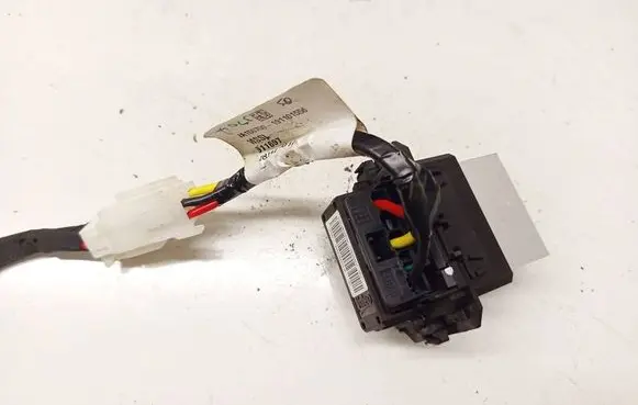 Nissan e-NV200 Heater blower motor/fan resistor t1000034zd