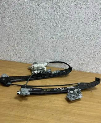 Mercedes-Benz CLS C219 Rear door window regulator with motor 0130821432 D6801