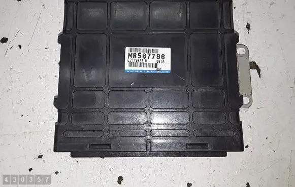 Mitsubishi Space Wagon Engine control unit/module mr507796