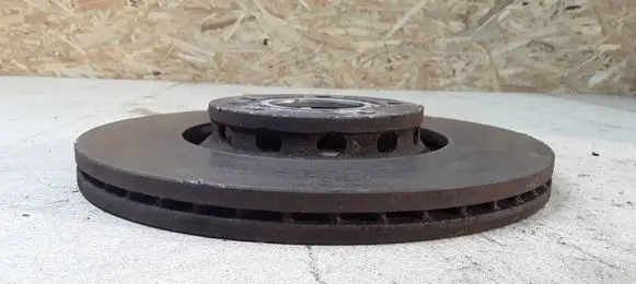 Volkswagen PASSAT B5.5 Front brake disc