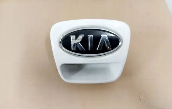 KIA Soul Tailgate/trunk/boot open switch 