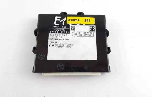 Toyota Prius+ (ZVW40) Keyless (KESSY) go control unit/module 8999047101 89990-47101