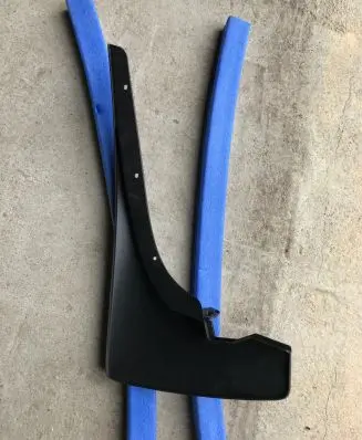 Nissan Navara D23 Front mudguard 63850EB300 NSV0051