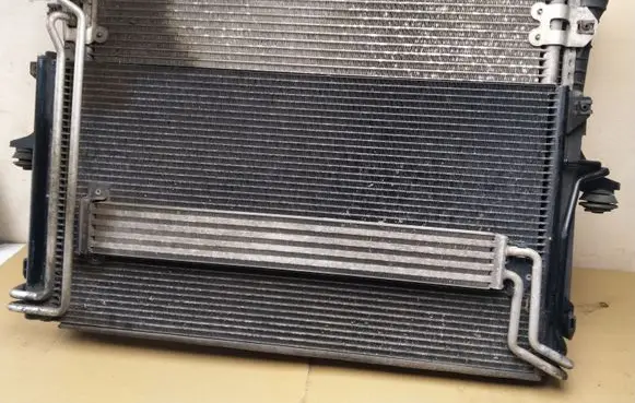 Volkswagen Touareg I Radiator set 7L6121253 7L6422885B
