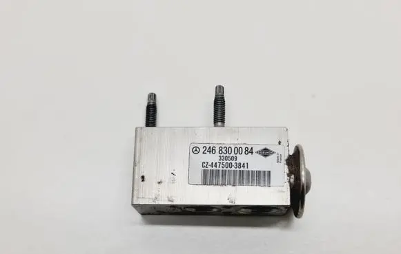 Mercedes-Benz B W246 W242 Air conditioning (A/C) expansion valve 2468300084