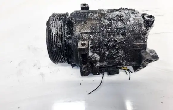 Renault Laguna III Air conditioning (A/C) compressor (pump) 8200890987