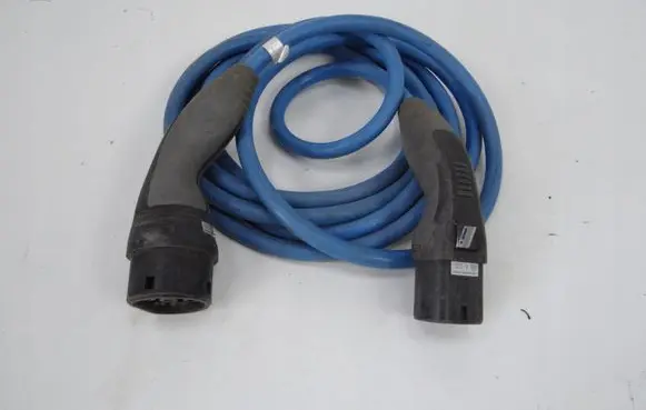 BMW i3 Electric car charging cable 61902350239